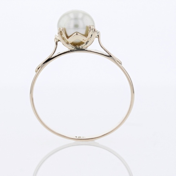 Vintage Pearl 10K Yellow Gold Ring - Picture 3 of 5